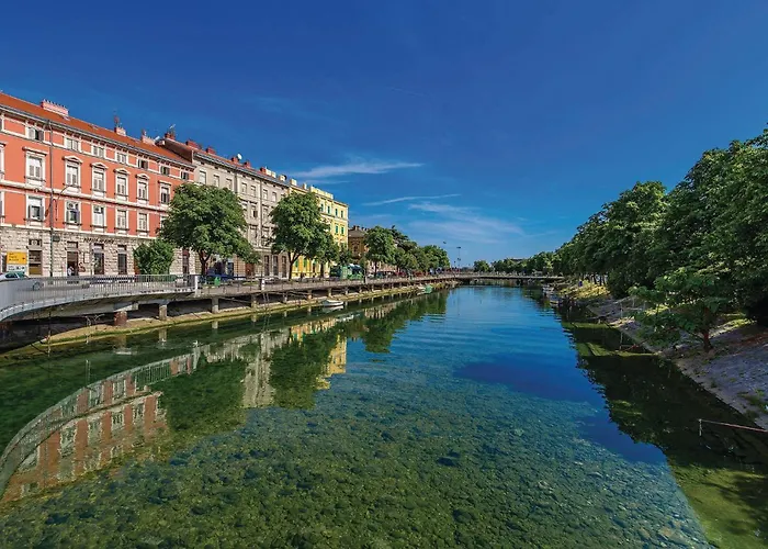 1 Bedroom Beautiful In Daire